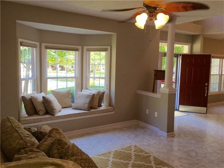 Interior room with freshly painted ceiling and walls